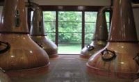 Медные перегонные кубы ничуть не изменились с тех самых пор, когда производство виски было под запретом