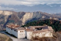   (Rozhen Monastery)