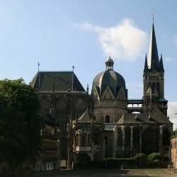   (Aachen Cathedral)